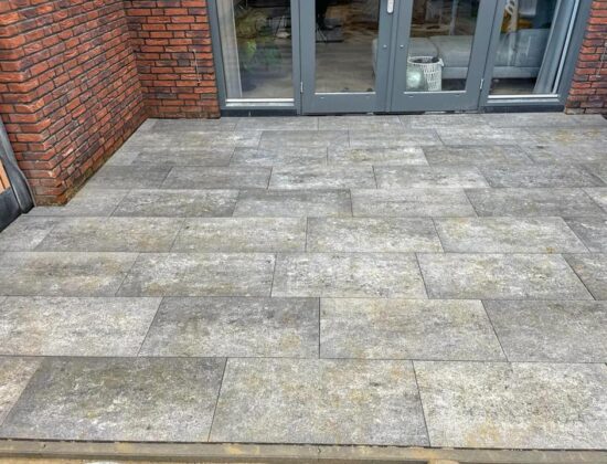 van Dijk grondwerk en bestrating, Heesch