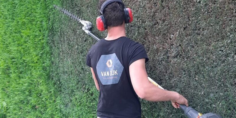 Van Dijk Tuin en Bestrating, Leerdam
